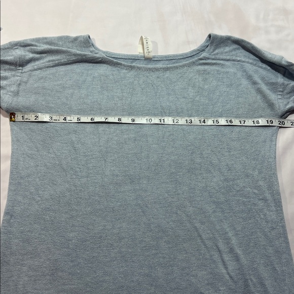 Lululemon sweater size 6 - Picture 5 of 9